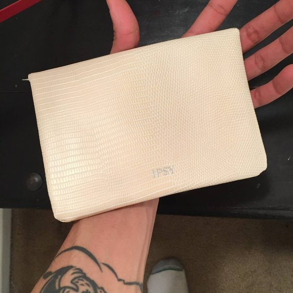Ipsy Cream Mini Bag - Picture 7 of 8